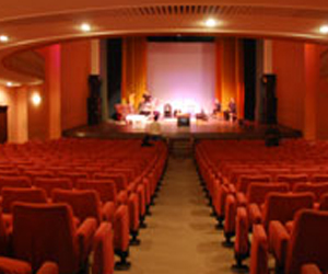   مصر اليوم - إختتام مهرجان أيام قرطاج المسرحية في تونس